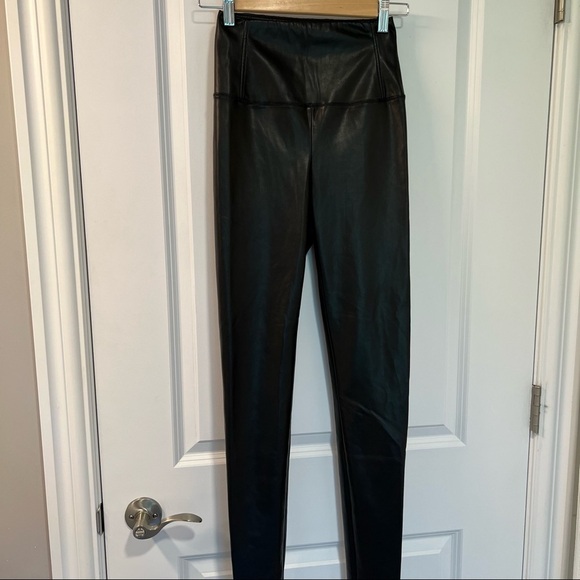 WILFRED FREE Daria  ankle vegan leather black pants - Picture 8 of 16